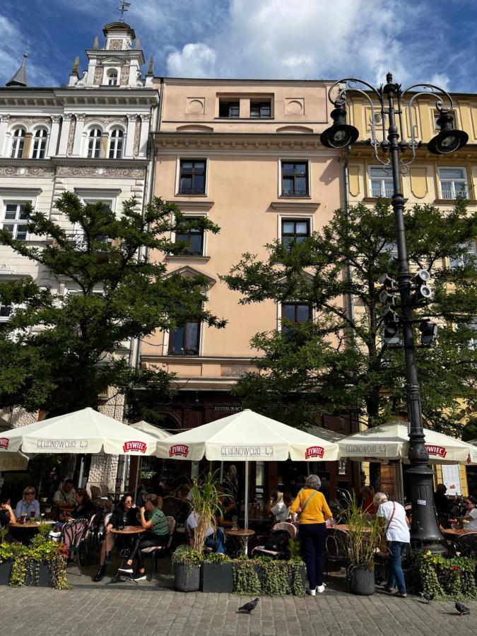Pod Sloncem - Rynek Glowny 克拉科夫 外观 照片